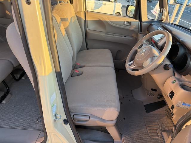 Ｎ－ＢＯＸ Ｇ・Ｌパッケージ　ドライブレコーダー　バックカメラ　両側スライド・片側電動　ナビ　ＴＶ　スマートキー　アイドリングストップ　電動格納ミラー　ベンチシート　ＣＶＴ　盗難防止システム　ＡＢＳ　ＥＳＣ　ＣＤ　ＤＶＤ再生（29枚目）