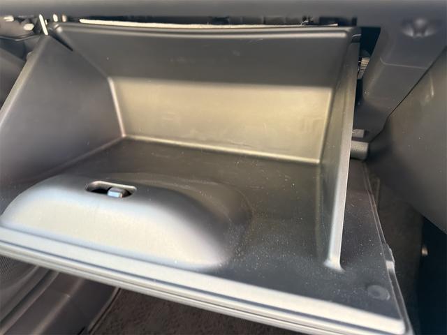 フィット ｅ：ＨＥＶクロスター　バックカメラ　ナビ　ＴＶ　クリアランスソナー　オートクルーズコントロール　レーンアシスト　衝突被害軽減システム　アルミホイール　オートライト　ＬＥＤヘッドランプ　ヘッドライトウォッシャー　スマートキー（35枚目）