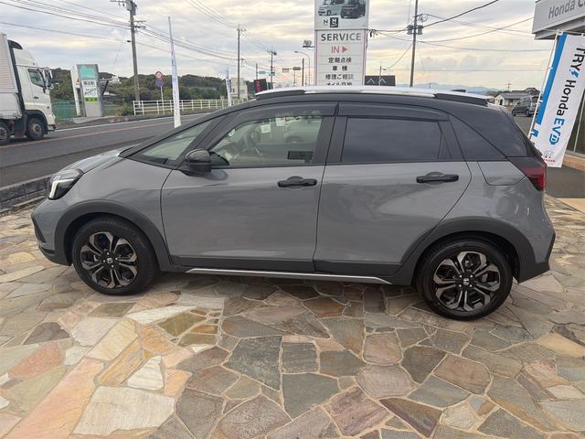 フィット e:HEVクロスター バックカメラ ナビ TV クリアランスソナー オートクルーズコントロール レーンアシスト 衝突被害軽減システム アルミホイール オートライト LEDヘッドランプ スマートキー 電動格納ミラー CVT(18枚目)