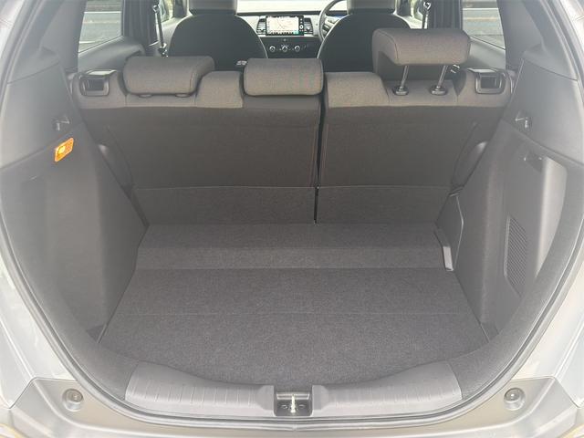 フィット e:HEVクロスター バックカメラ ナビ TV クリアランスソナー オートクルーズコントロール レーンアシスト 衝突被害軽減システム アルミホイール オートライト LEDヘッドランプ スマートキー 電動格納ミラー CVT(19枚目)