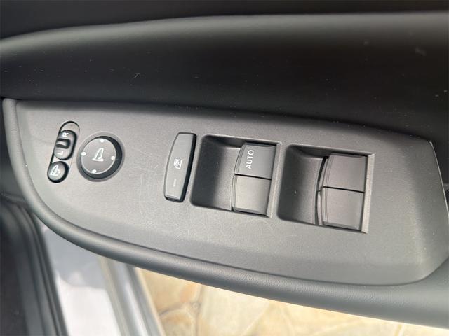 フィット e:HEVクロスター バックカメラ ナビ TV クリアランスソナー オートクルーズコントロール レーンアシスト 衝突被害軽減システム アルミホイール オートライト LEDヘッドランプ スマートキー 電動格納ミラー CVT(27枚目)