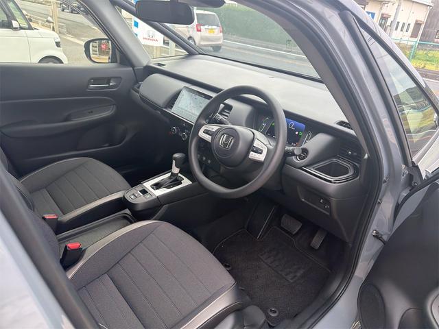 フィット e:HEVクロスター バックカメラ ナビ TV クリアランスソナー オートクルーズコントロール レーンアシスト 衝突被害軽減システム アルミホイール オートライト LEDヘッドランプ スマートキー 電動格納ミラー CVT(29枚目)