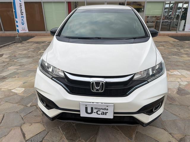 フィットハイブリッド Sパッケージ ハイブリッド バックカメラ ナビ TV オートクルーズコントロール 衝突被害軽減システム LEDヘッドランプ スマートキー アイドリングストップ 電動格納ミラー AT 盗難防止システム 衝突安全ボディ(12枚目)