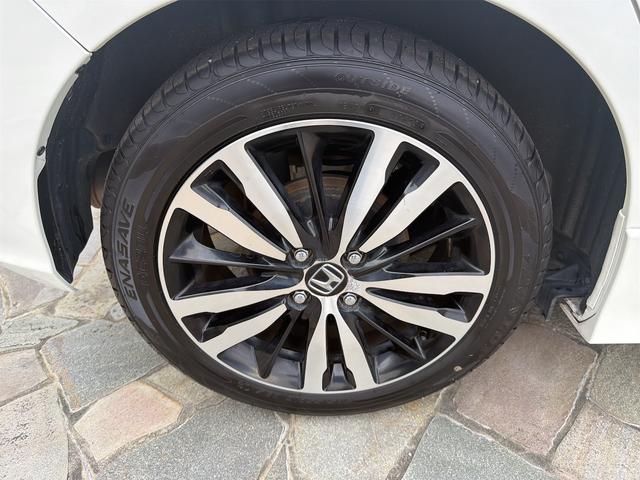 フィットハイブリッド Sパッケージ ハイブリッド バックカメラ ナビ TV オートクルーズコントロール 衝突被害軽減システム LEDヘッドランプ スマートキー アイドリングストップ 電動格納ミラー AT 盗難防止システム 衝突安全ボディ(23枚目)