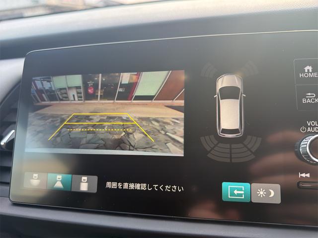 フィット ＲＳ　バックカメラ　ナビ　ＴＶ　クリアランスソナー　オートクルーズコントロール　レーンアシスト　衝突被害軽減システム　アルミホイール　オートライト　ＬＥＤヘッドランプ　スマートキー　電動格納ミラー　ＣＶＴ（5枚目）