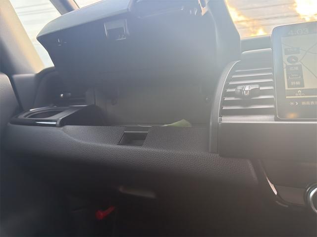 フィット ＲＳ　バックカメラ　ナビ　ＴＶ　クリアランスソナー　オートクルーズコントロール　レーンアシスト　衝突被害軽減システム　アルミホイール　オートライト　ＬＥＤヘッドランプ　スマートキー　電動格納ミラー　ＣＶＴ（34枚目）