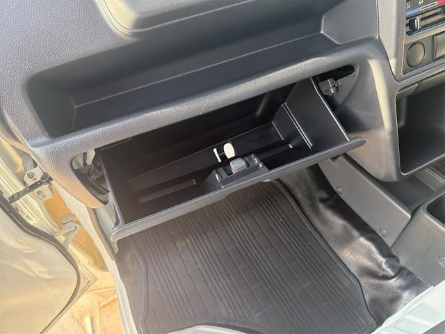 キャリイトラック ＫＣエアコン・パワステ　４ＷＤ　ＭＴ　エアコン　パワーステアリング　運転席エアバッグ（15枚目）