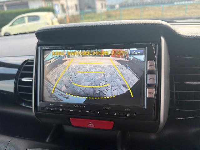 N-BOXカスタム G・Lパッケージ バックカメラ 両側スライド・片側電動 ナビ TV HID スマートキー アイドリングストップ 電動格納ミラー ベンチシート CVT 盗難防止システム ABS ESC CD DVD再生 USB(5枚目)