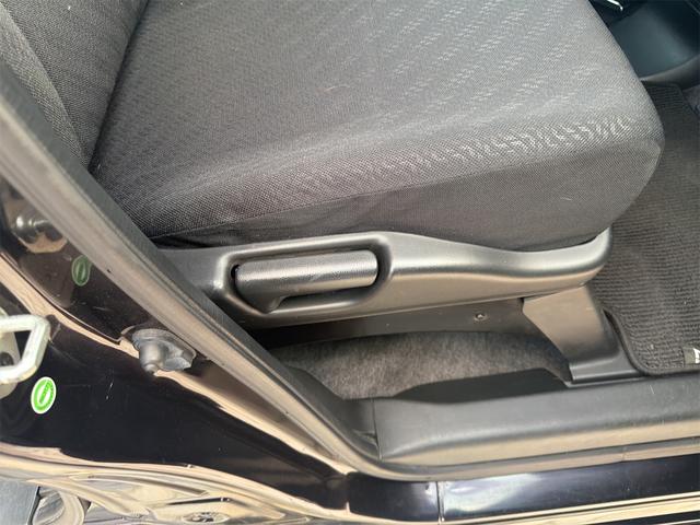 N-BOXカスタム G・Lパッケージ バックカメラ 両側スライド・片側電動 ナビ TV HID スマートキー アイドリングストップ 電動格納ミラー ベンチシート CVT 盗難防止システム ABS ESC CD DVD再生 USB(28枚目)