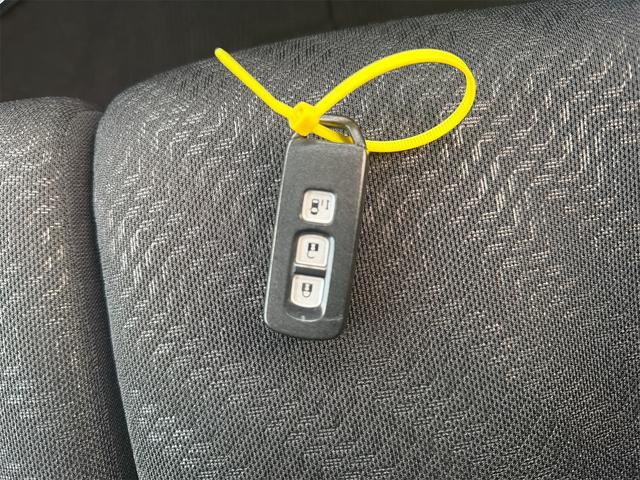 N-BOXカスタム G・Lパッケージ バックカメラ 両側スライド・片側電動 ナビ TV HID スマートキー アイドリングストップ 電動格納ミラー ベンチシート CVT 盗難防止システム ABS ESC CD DVD再生 USB(32枚目)