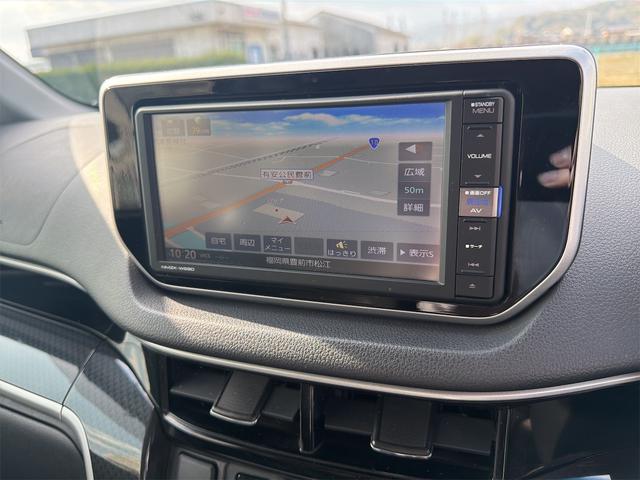 ムーヴ カスタム　Ｘリミテッド　ＳＡＩＩＩ　バックカメラ　ナビ　ＴＶ　衝突被害軽減システム　オートマチックハイビーム　オートライト　ＬＥＤヘッドランプ　スマートキー　アイドリングストップ　電動格納ミラー　シートヒーター　ベンチシート　ＣＶＴ（4枚目）