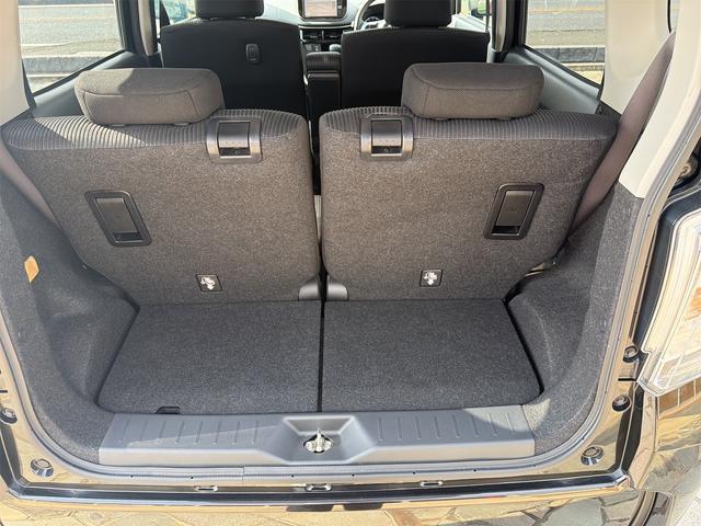 ムーヴ カスタム　Ｘリミテッド　ＳＡＩＩＩ　バックカメラ　ナビ　ＴＶ　衝突被害軽減システム　オートマチックハイビーム　オートライト　ＬＥＤヘッドランプ　スマートキー　アイドリングストップ　電動格納ミラー　シートヒーター　ベンチシート　ＣＶＴ（18枚目）