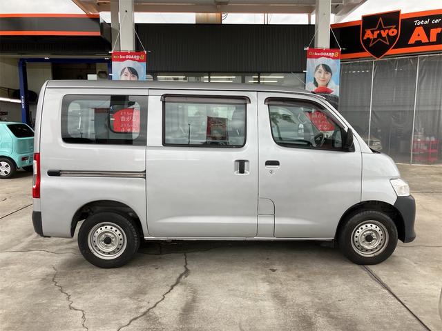 TOYOTA TOWNACE VAN DX