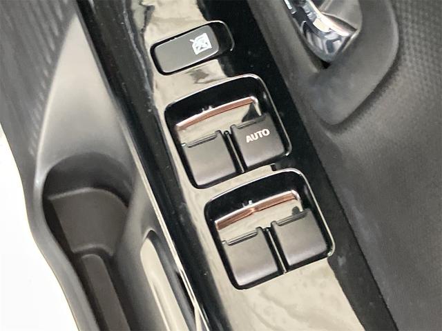 スペーシアカスタム ハイブリッドGS デュアルカメラブレーキサポート レーンアシスト LEDヘッドライト オートライト 片側電動スライドドア スマートキー プッシュスターター 電動格納ドアミラー オートエアコン 純正14インチAW(18枚目)