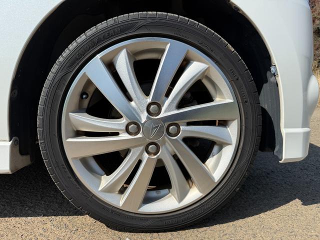 �����P�U�C���`�A���~�z�C�[��