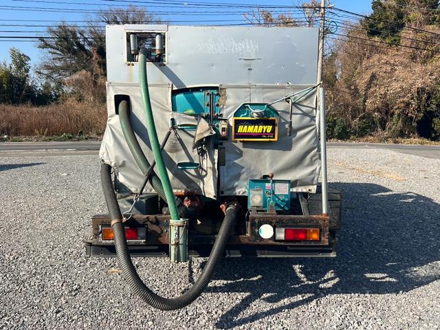 キャンター 　バキューム車（6枚目）