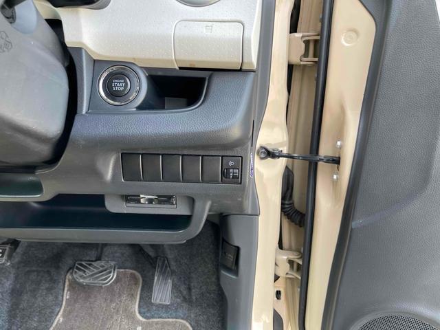 モコ Ｘ　ＥＴＣ　バックカメラ　スマートキー　電動格納ミラー　ベンチシート　ＣＶＴ　ＣＤ　ＵＳＢ　エアコン　パワーステアリング　パワーウィンドウ（7枚目）