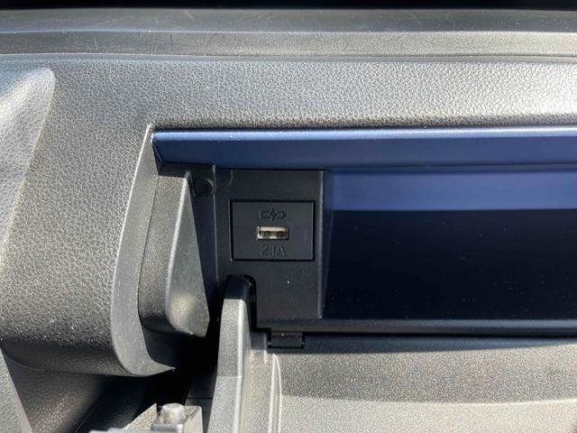 タント カスタムＲＳスタイルセレクション　両側電動スライドドア　ＴＶ　クリアランスソナー　オートクルーズコントロール　衝突被害軽減システム　オートライト　スマートキー　アイドリングストップ　電動格納ミラー　シートヒーター　ベンチシート　ＣＶＴ（24枚目）