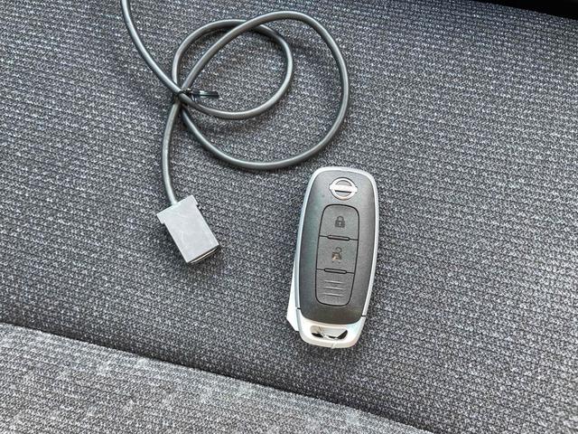 サクラ Ｘ　ドライブレコーダー　バックカメラ　クリアランスソナー　スマートキー　電動格納ミラー　ベンチシート　ＣＶＴ　ＵＳＢ　Ｂｌｕｅｔｏｏｔｈ　エアコン　パワーステアリング　パワーウィンドウ（6枚目）