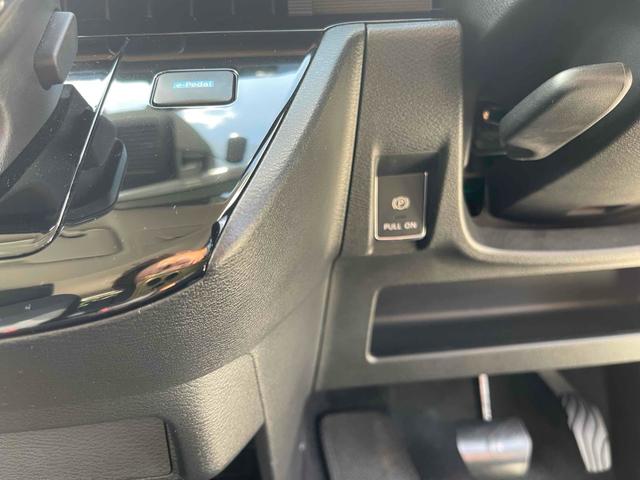 サクラ Ｘ　ドライブレコーダー　バックカメラ　クリアランスソナー　スマートキー　電動格納ミラー　ベンチシート　ＣＶＴ　ＵＳＢ　Ｂｌｕｅｔｏｏｔｈ　エアコン　パワーステアリング　パワーウィンドウ（8枚目）