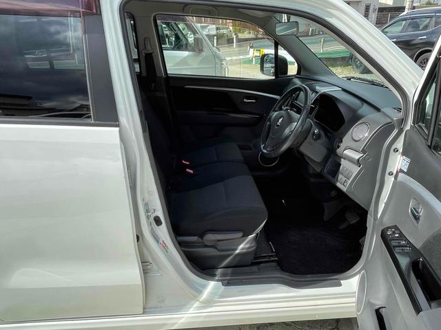 ワゴンＲスティングレー Ｘ　ＥＴＣ　ナビ　ＴＶ　スマートキー　電動格納ミラー　ベンチシート　ＣＶＴ　ＣＤ　Ｂｌｕｅｔｏｏｔｈ　アルミホイール　エアコン　パワーウィンドウ（8枚目）