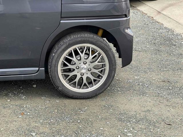 スペーシアカスタム ＴＳ　ドライブレコーダー　ＥＴＣ　両側電動スライドドア　ＴＶ　衝突被害軽減システム　オートライト　スマートキー　アイドリングストップ　ベンチシート　ＣＶＴ　ＣＤ　ＤＶＤ再生　ＵＳＢ　Ｂｌｕｅｔｏｏｔｈ（24枚目）