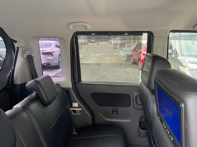 スペーシアカスタム ＴＳ　ドライブレコーダー　ＥＴＣ　両側電動スライドドア　ＴＶ　衝突被害軽減システム　オートライト　スマートキー　アイドリングストップ　ベンチシート　ＣＶＴ　ＣＤ　ＤＶＤ再生　ＵＳＢ　Ｂｌｕｅｔｏｏｔｈ（27枚目）