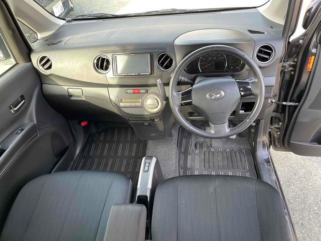 タントエグゼ カスタムＧ　スマートキー　ＣＶＴ　ＡＢＳ　ＣＤ　アルミホイール　エアコン　パワーステアリング　パワーウィンドウ（2枚目）