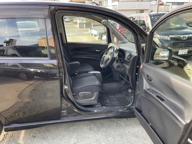 タントエグゼ カスタムＧ　スマートキー　ＣＶＴ　ＡＢＳ　ＣＤ　アルミホイール　エアコン　パワーステアリング　パワーウィンドウ（6枚目）