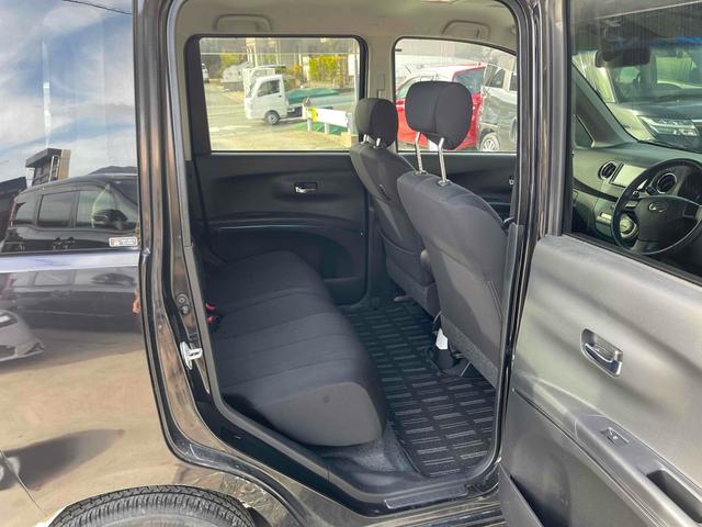 タントエグゼ カスタムＧ　スマートキー　ＣＶＴ　ＡＢＳ　ＣＤ　アルミホイール　エアコン　パワーステアリング　パワーウィンドウ（7枚目）