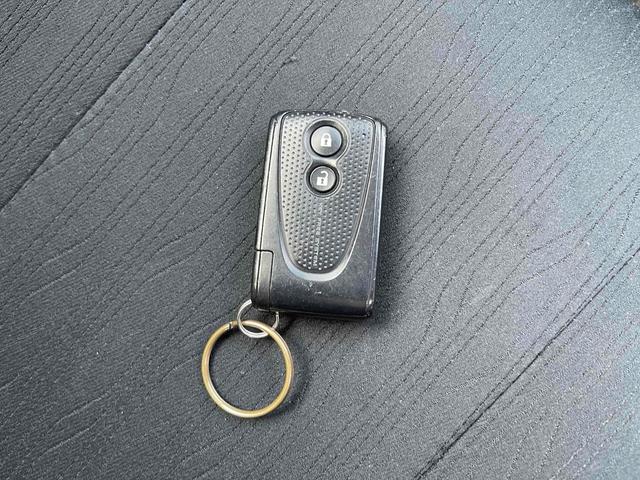 タントエグゼ カスタムＧ　スマートキー　ＣＶＴ　ＡＢＳ　ＣＤ　アルミホイール　エアコン　パワーステアリング　パワーウィンドウ（8枚目）