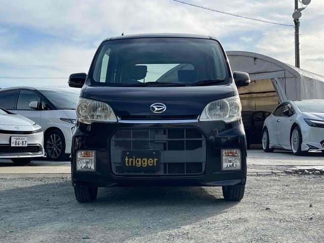 タントエグゼ カスタムＧ　スマートキー　ＣＶＴ　ＡＢＳ　ＣＤ　アルミホイール　エアコン　パワーステアリング　パワーウィンドウ（11枚目）