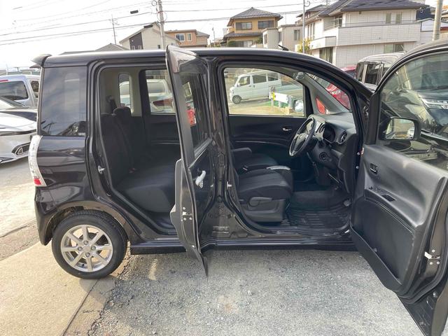 タントエグゼ カスタムＧ　スマートキー　ＣＶＴ　ＡＢＳ　ＣＤ　アルミホイール　エアコン　パワーステアリング　パワーウィンドウ（22枚目）
