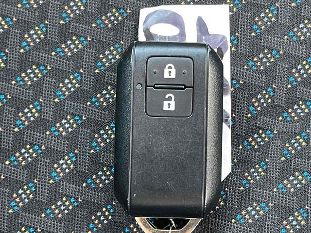 �X�}�[�g�L�[�V�X�e�����v�b�V���G���W���X�^�[�g�V�X�e���A�G���W���n���E��~�������^�b�`�ōs���A�L�[�̃��b�N�܂Ńh�A�m�u�ɐG��鎖�Ń����^�b�`����ōs�����Ƃ��o���܂���