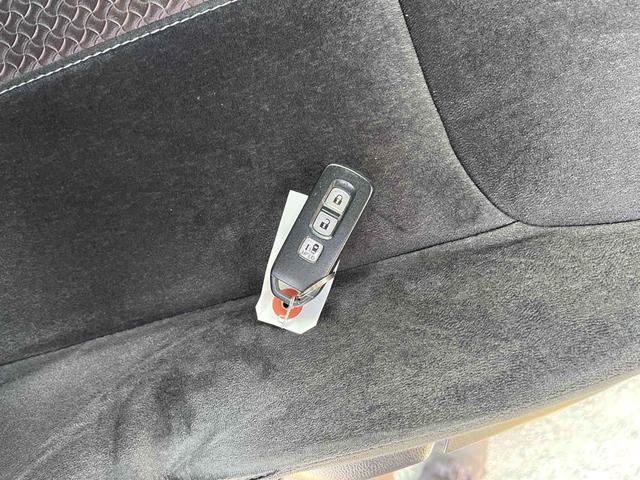 Ｎ－ＢＯＸカスタム Ｇ・Ｌホンダセンシング　バックカメラ　両側スライド・片側電動　ＴＶ　オートクルーズコントロール　レーンアシスト　衝突被害軽減システム　オートライト　スマートキー　アイドリングストップ　ベンチシート　ＣＶＴ　ＥＳＣ　ＣＤ（11枚目）