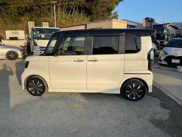 Ｎ－ＢＯＸカスタム Ｇ・Ｌホンダセンシング　バックカメラ　両側スライド・片側電動　ＴＶ　オートクルーズコントロール　レーンアシスト　衝突被害軽減システム　オートライト　スマートキー　アイドリングストップ　ベンチシート　ＣＶＴ　ＥＳＣ　ＣＤ（15枚目）