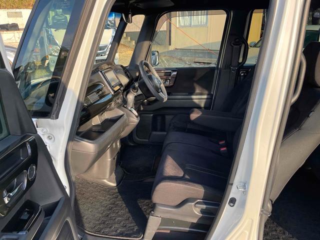 Ｎ－ＢＯＸカスタム Ｇ・Ｌホンダセンシング　バックカメラ　両側スライド・片側電動　ＴＶ　オートクルーズコントロール　レーンアシスト　衝突被害軽減システム　オートライト　スマートキー　アイドリングストップ　ベンチシート　ＣＶＴ　ＥＳＣ　ＣＤ（23枚目）