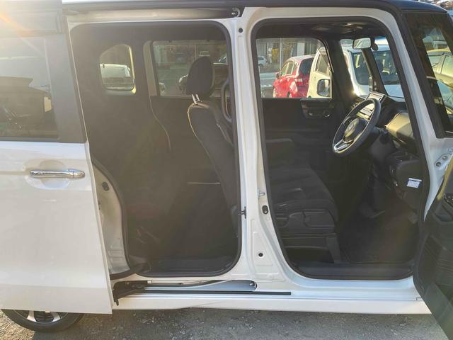 Ｎ－ＢＯＸカスタム Ｇ・Ｌホンダセンシング　バックカメラ　両側スライド・片側電動　ＴＶ　オートクルーズコントロール　レーンアシスト　衝突被害軽減システム　オートライト　スマートキー　アイドリングストップ　ベンチシート　ＣＶＴ　ＥＳＣ　ＣＤ（25枚目）