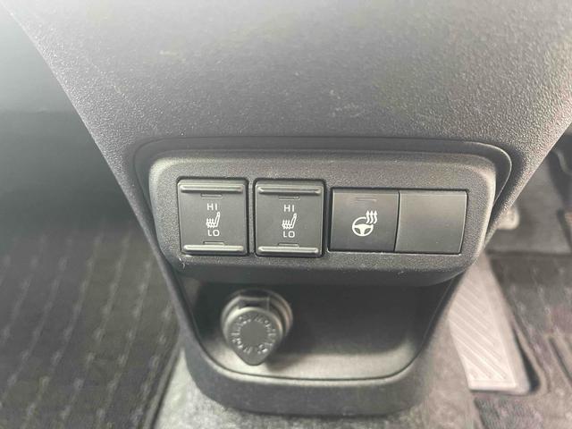 シエンタ ハイブリッドＺ　ＥＴＣ　全周囲カメラ　ナビ　ＴＶ　クリアランスソナー　オートクルーズコントロール　レーンアシスト　衝突被害軽減システム　両側電動スライドドア　オートマチックハイビーム　オートライト　ＬＥＤヘッドランプ（10枚目）