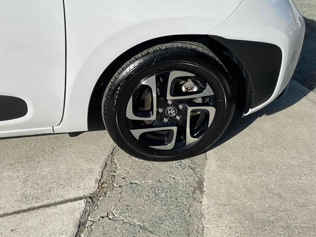 シエンタ ハイブリッドＺ　ＥＴＣ　全周囲カメラ　ナビ　ＴＶ　クリアランスソナー　オートクルーズコントロール　レーンアシスト　衝突被害軽減システム　両側電動スライドドア　オートマチックハイビーム　オートライト　ＬＥＤヘッドランプ（23枚目）