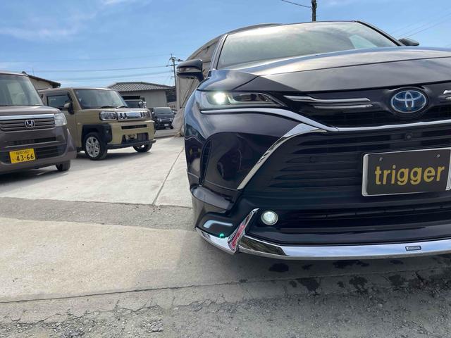 ハリアーハイブリッド Ｚ　ドライブレコーダー　全周囲カメラ　クリアランスソナー　オートクルーズコントロール　レーンアシスト　パワーシート　衝突被害軽減システム　ナビ　ＴＶ　オートマチックハイビーム　オートライト（27枚目）