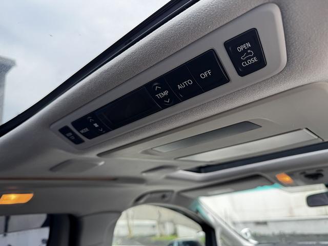 ヴェルファイア ２．４Ｚ　プラチナセレクションＩＩ　自動パーキングシステム「アドバンスパーク」搭載車両です！（19枚目）
