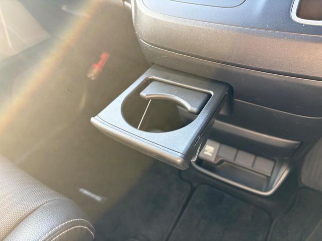 フリード Ｇ・ホンダセンシング　９インチナビ　弊社下取り車　ディーラーメンテナンス車両　ＥＴＣ　　純正ナビ　　オートエアコン　キーレス　Ｂｌｕｅｔｏｏｔｈ　　　　　追突軽減ブレーキ　車線逸脱抑制機能　リアカメラ　アルミホイール（23枚目）