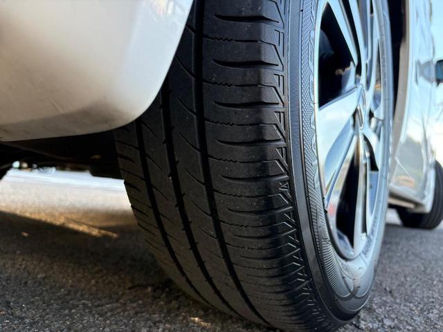 フリード Ｇ・ホンダセンシング　９インチナビ　弊社下取り車　ディーラーメンテナンス車両　ＥＴＣ　　純正ナビ　　オートエアコン　キーレス　Ｂｌｕｅｔｏｏｔｈ　　　　　追突軽減ブレーキ　車線逸脱抑制機能　リアカメラ　アルミホイール（44枚目）