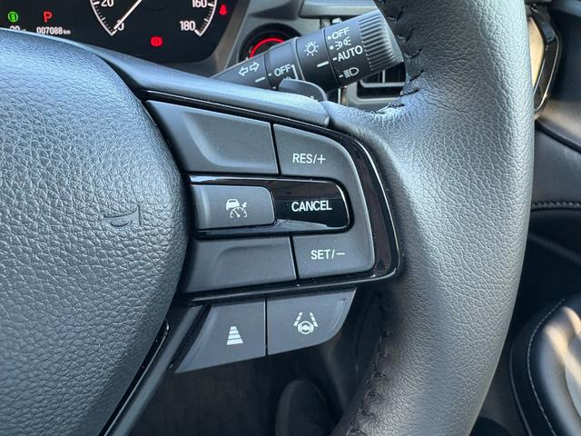 ＷＲ－Ｖ Ｚブラックスタイル　デモカー　Ｒカメラ　ＬＥＤヘッドランプ　盗難防止　衝突被害軽減　　ＵＳＢ　Ｂｌｕｅｔｏｏｔｈ　ＨＤＭＩ　ＡｐｐｌｅＣａｒＰｌａｙ　ＡｎｄｒｏｉｄＡｕｔｏ　ＥＴＣ　フロントフォグ　レーンキープアアシスト（15枚目）