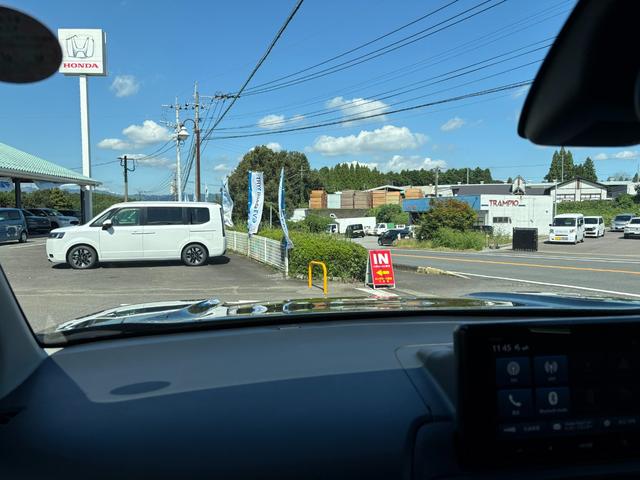 ＷＲ－Ｖ Ｚブラックスタイル　デモカー　Ｒカメラ　ＬＥＤヘッドランプ　盗難防止　衝突被害軽減　　ＵＳＢ　Ｂｌｕｅｔｏｏｔｈ　ＨＤＭＩ　ＡｐｐｌｅＣａｒＰｌａｙ　ＡｎｄｒｏｉｄＡｕｔｏ　ＥＴＣ　フロントフォグ　レーンキープアアシスト（25枚目）