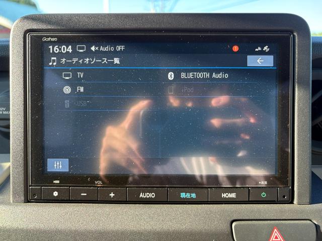 Ｎ－ＶＡＮ ｅ： ｅ：Ｌ４　デモカー　電気自動車　ＥＴＣ　急速充電ポート付き　８インチナビ　ＴＶＢｌｕｅｔｏｏｔｈ　追突軽減ブレーキ　車線逸脱抑制機能　リアカメラ　オートエアコン　キーレス　シートヒーター　Ｂカメラ（3枚目）