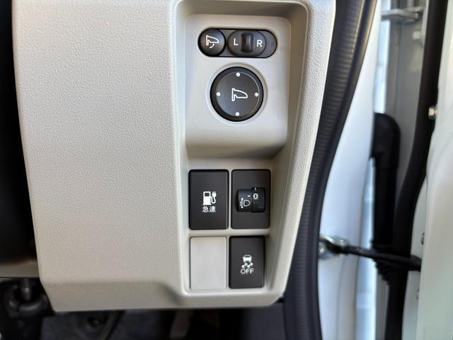 Ｎ－ＶＡＮ ｅ： ｅ：Ｌ４　デモカー　電気自動車　ＥＴＣ　急速充電ポート付き　８インチナビ　ＴＶＢｌｕｅｔｏｏｔｈ　追突軽減ブレーキ　車線逸脱抑制機能　リアカメラ　オートエアコン　キーレス　シートヒーター　Ｂカメラ（17枚目）