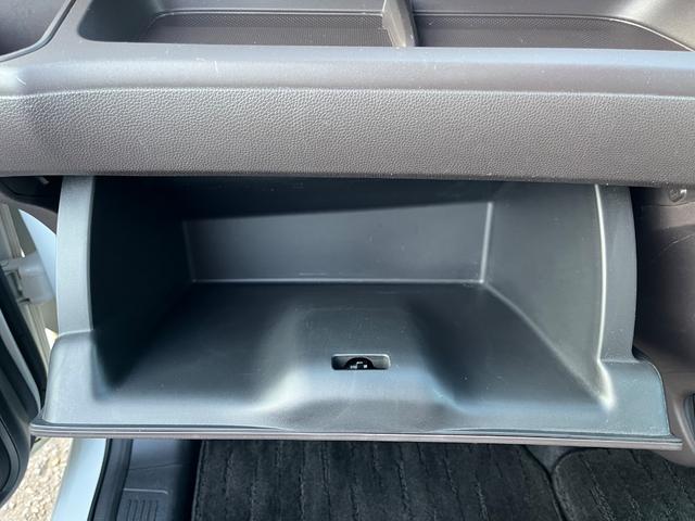 フリードハイブリッド ハイブリッド・Ｇホンダセンシング　ＬＥＤヘッドライト　弊社下取り車　ディーラーメン車両　ＥＴＣ　前後ドラレコ　純正ナビ　ＣＤ／ＤＶＤ再生可　ＴＶ　オートエアコン　Ｂｌｕｅｔｏｏｔｈ　追突軽減ブレーキ　車線逸脱抑制機能　リアカメラ（28枚目）