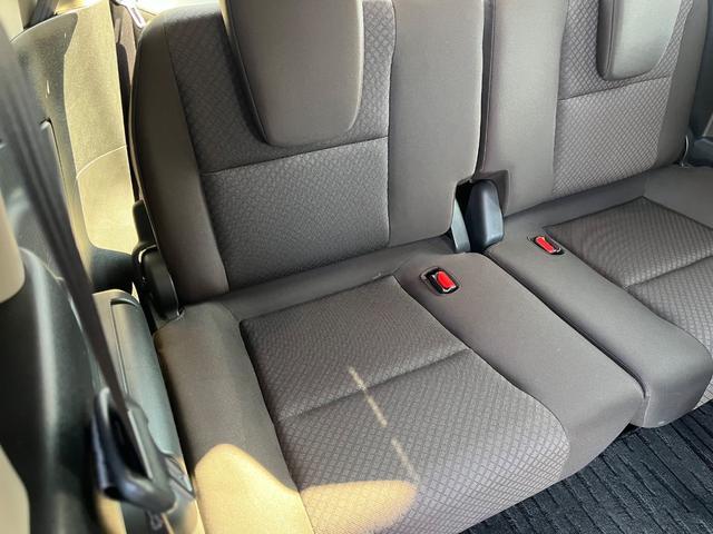 フリードハイブリッド ハイブリッド・Ｇホンダセンシング　ＬＥＤヘッドライト　弊社下取り車　ディーラーメン車両　ＥＴＣ　前後ドラレコ　純正ナビ　ＣＤ／ＤＶＤ再生可　ＴＶ　オートエアコン　Ｂｌｕｅｔｏｏｔｈ　追突軽減ブレーキ　車線逸脱抑制機能　リアカメラ（33枚目）